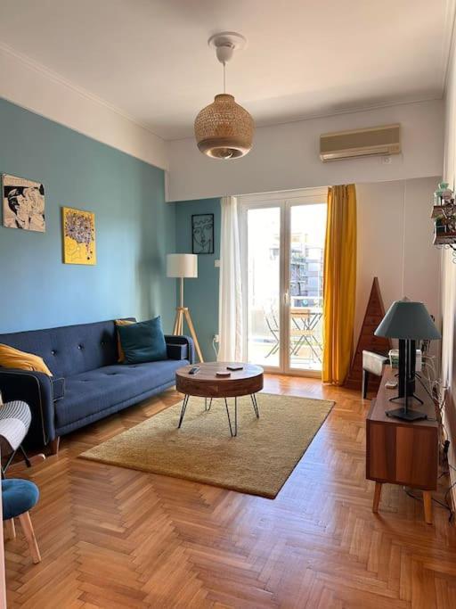 4 Family And Friends - Acropolis View Apartment Athens Ngoại thất bức ảnh