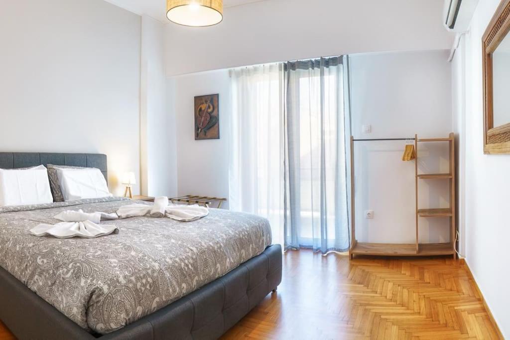 4 Family And Friends - Acropolis View Apartment Athens Ngoại thất bức ảnh